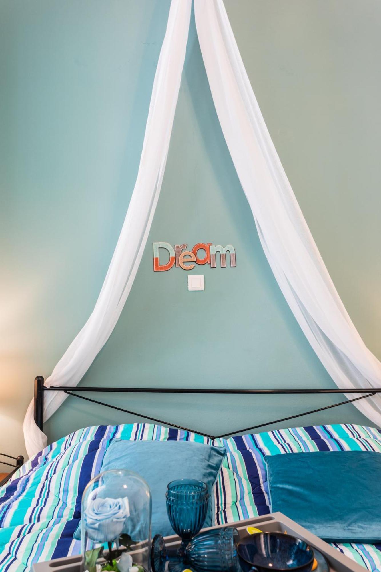 Alegria Simple Economy Rooms เอเธนส์ ภายนอก รูปภาพ