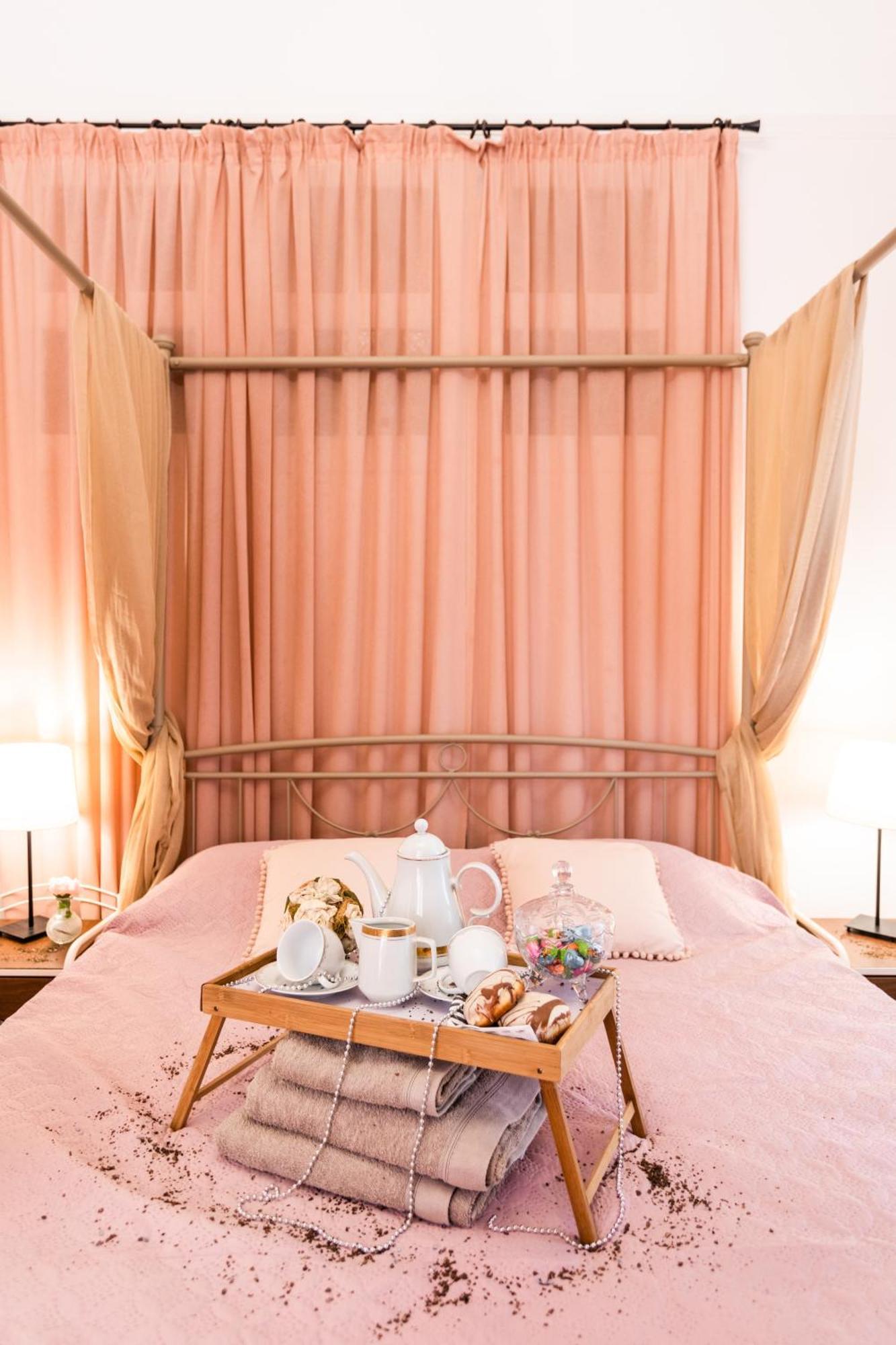Alegria Simple Economy Rooms เอเธนส์ ภายนอก รูปภาพ
